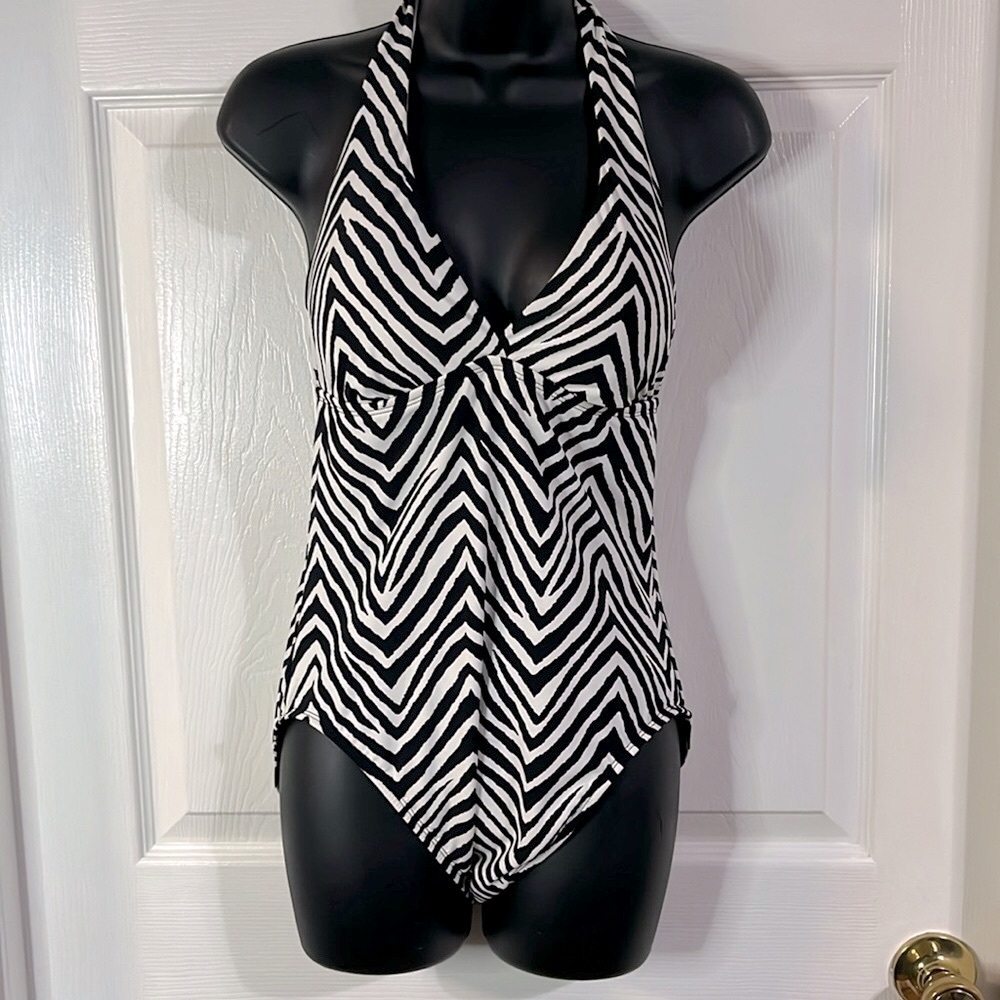 Talbots black & white one piece swim suit, size 8, NWT.
